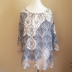 Chico's Geometric Design Blouse 🌟